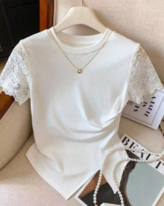 Camiseta de mujer estilo nuevo de primavera y verano con dobladillo asimétrico