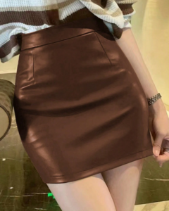 Minifalda de piel sintética de unicolor y sexy tipo ajustado