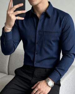 Camisa de manga larga con estampado de rayas de negocios casual
